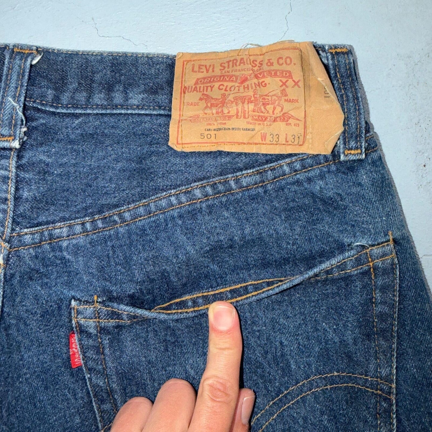 Levis 501 Vintage 80s Redline Selvedge USA XX Jeans Dark Wash 33x31 Act 31x27