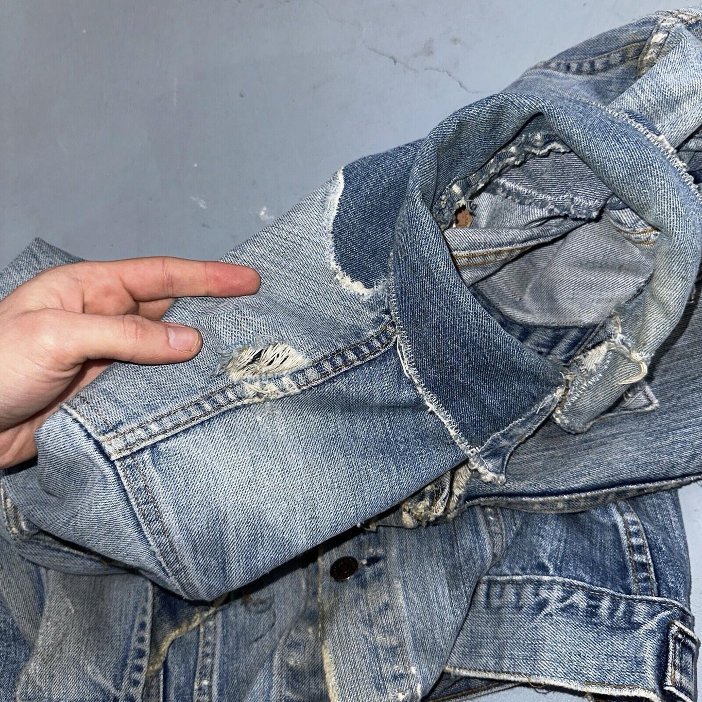 Levis VTG Denim Size 42 Type 3 III Trucker Jean Jacket Thrashed 1970s 70s Patch