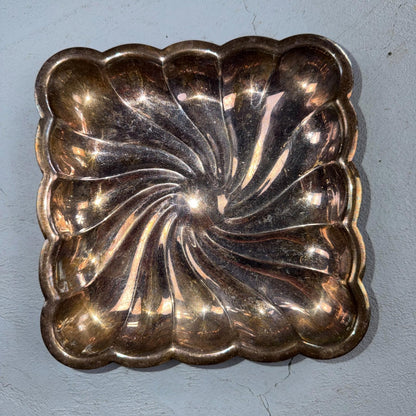 Silver Plate Swirl Pattern Silver Company Candy Trinket Dish 6" Square Cute VTG