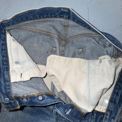 Levis 501 Vintage 80s Redline Selvedge USA XX Jeans Light Wash 30x31 Act 28x25