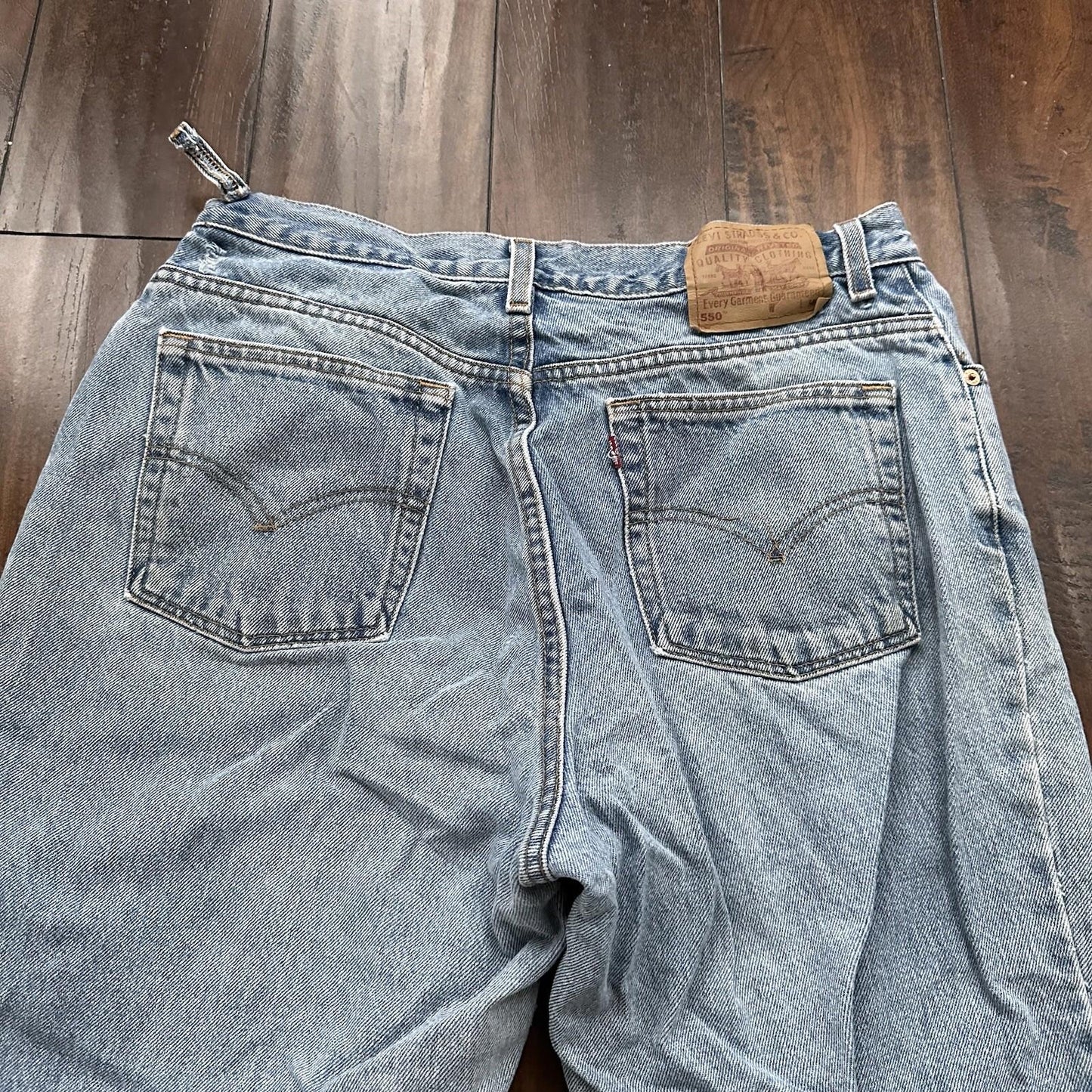 Levis 550 Jeans VTG Womens High Rise Light Wash Relaxed 90s USA 31x29