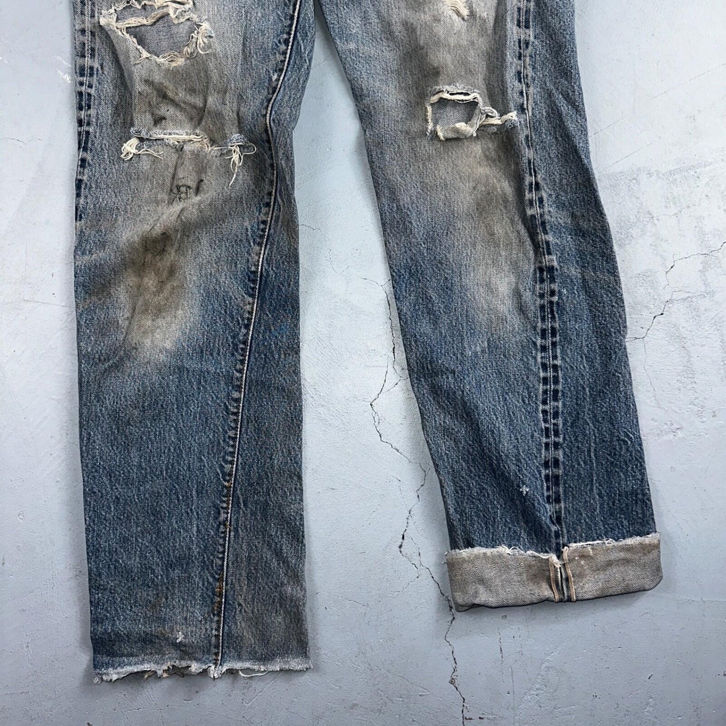 Levis 501 Vintage 80s Redline Selvedge USA Light Jeans Thrashed 32x36 Act 29x32