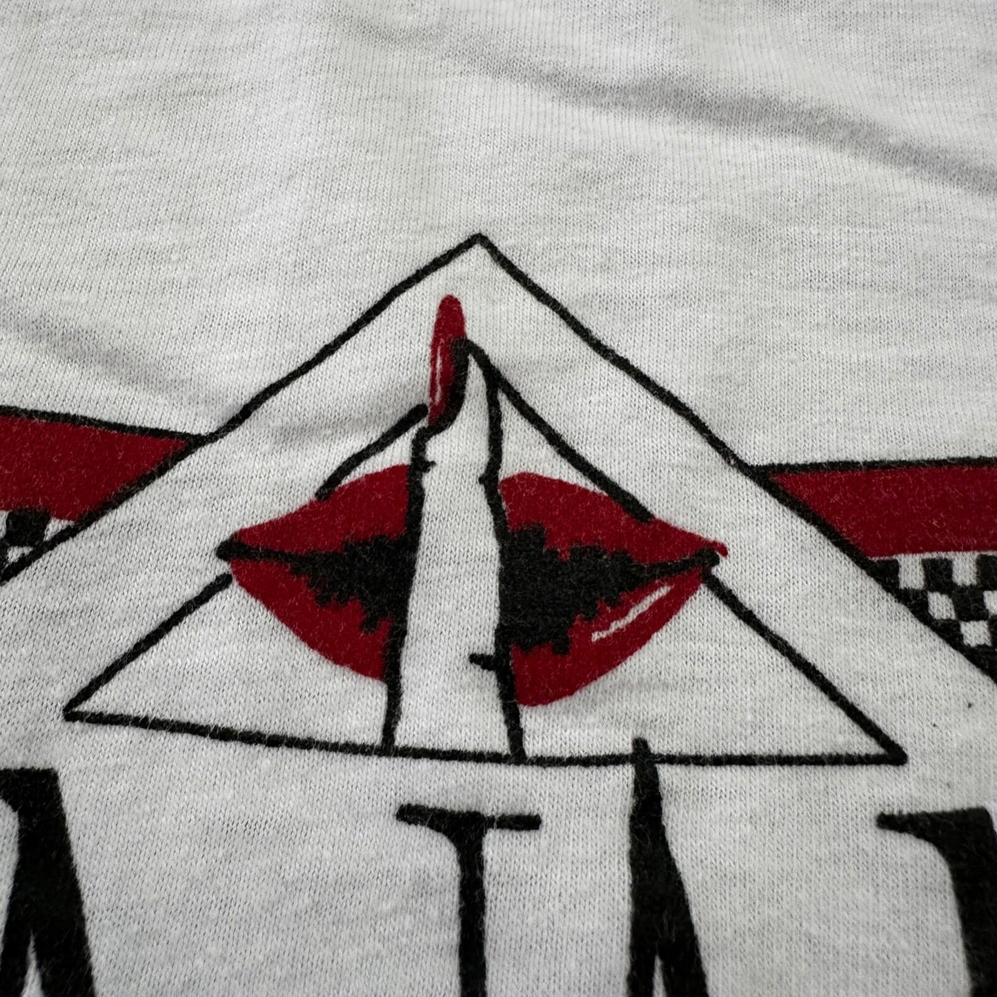 McNary Kissing Lips VTG T Shirt 90s Books High School Keizer Oregon Salem Cool