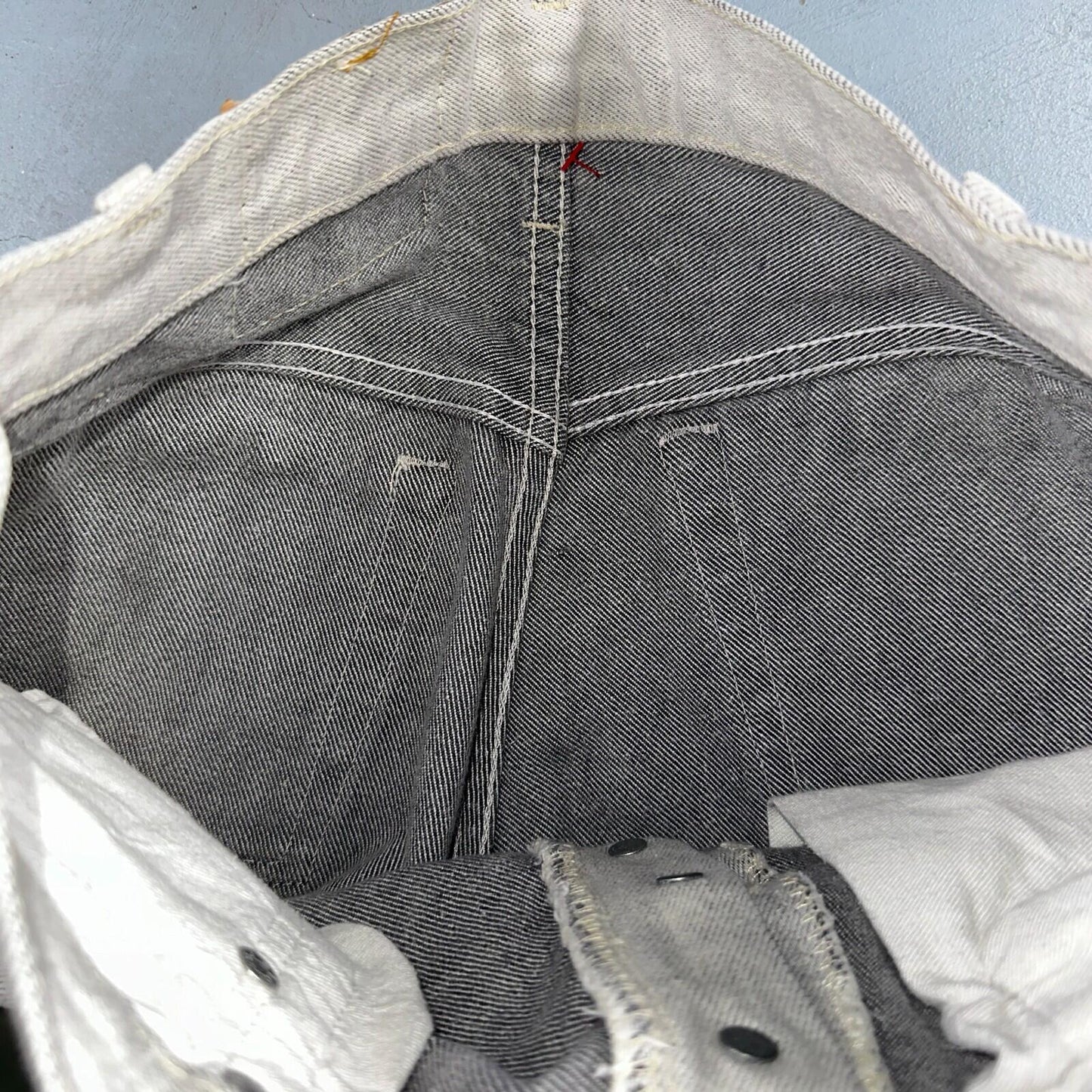 Levis 501 Vintage 80s USA XX Straight Leg Jeans Gray Light Wash 28x32 Act 27x31