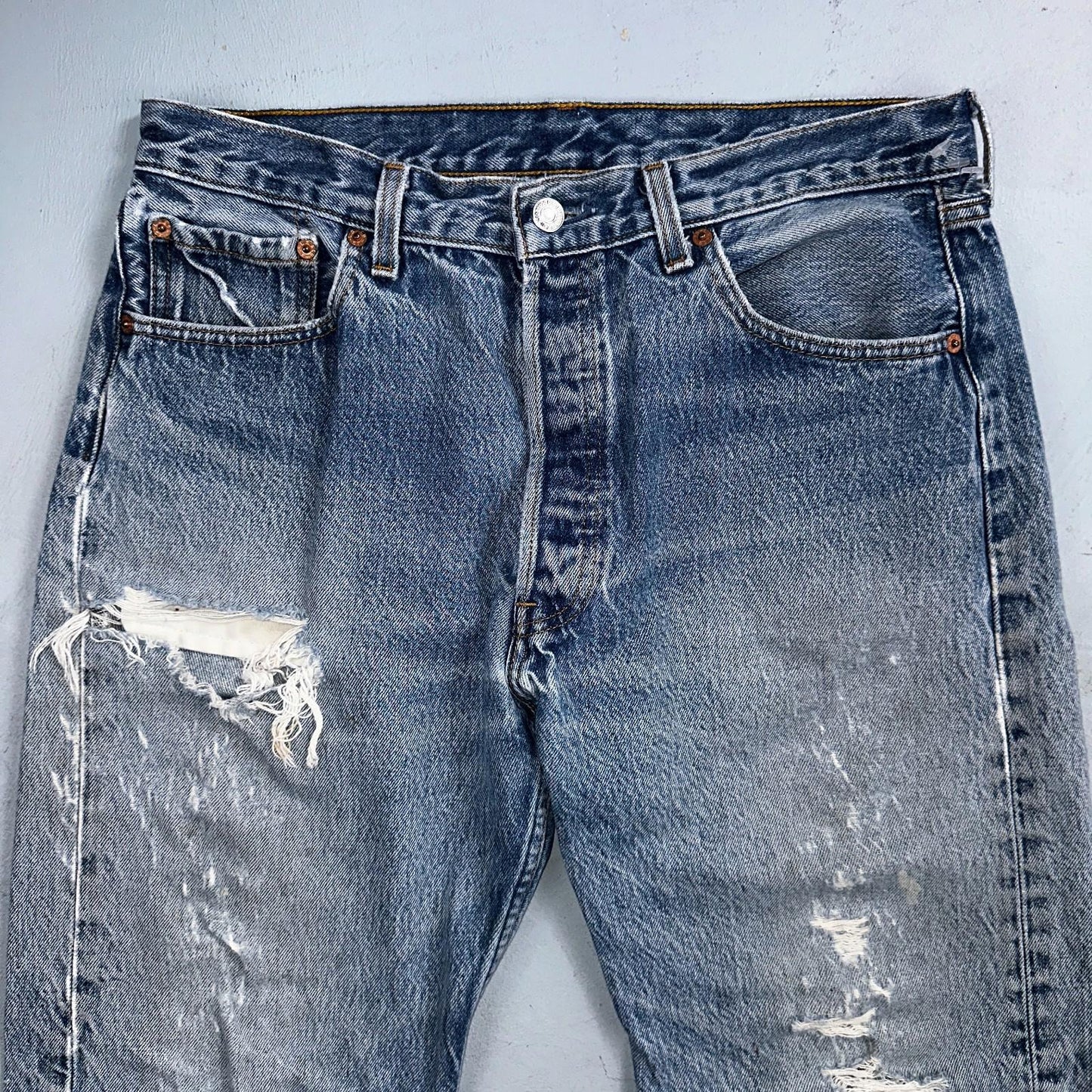 Levis 501 Vintage 90s USA XX Straight Leg Jeans Blue Light Wash 35x32 Act 31x29