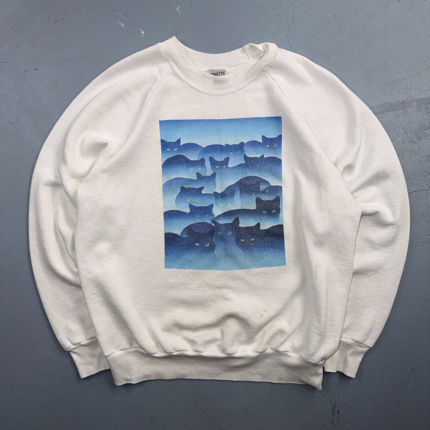VTG Oneita 90s Blue Black Cats Art Sweatshirt White Graphic Crewneck Pullover