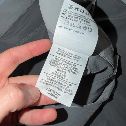 Arcteryx Performance Lefroy Pants 36 Pockets Lightweight Nylon Hiking Gamma Grey