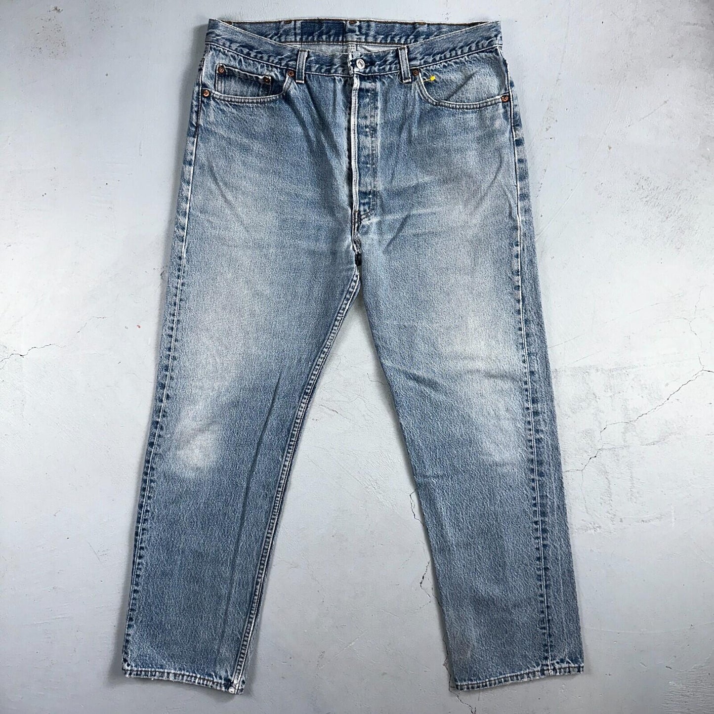 Levis 501 Vintage 90s USA XX Straight Leg Jeans Blue Light Wash 40x32 Act 35x29