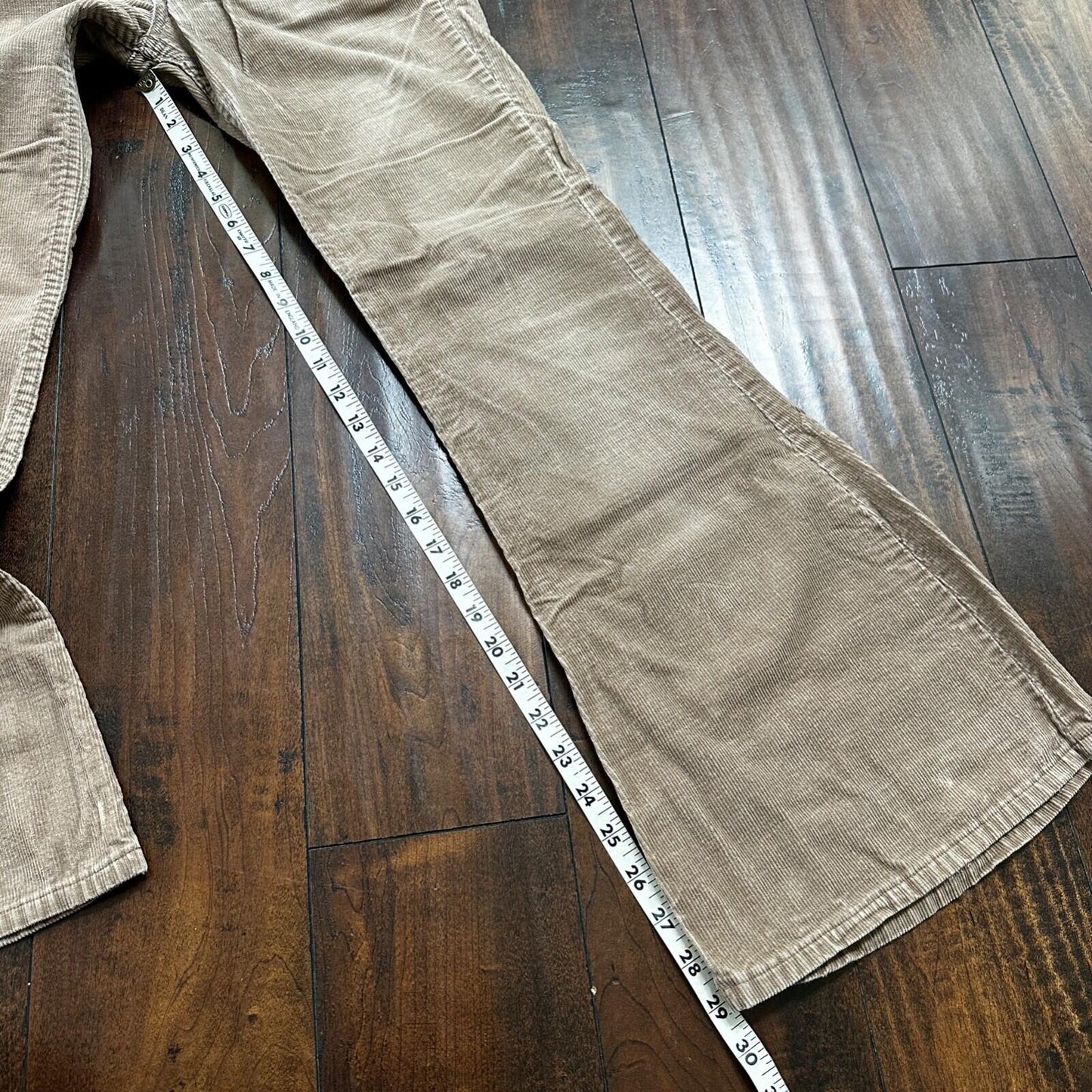 VTG Levi's 684 Corduroy Pants Bell Bottom USA 28x29 Boot Cut 1970s 70s Brown