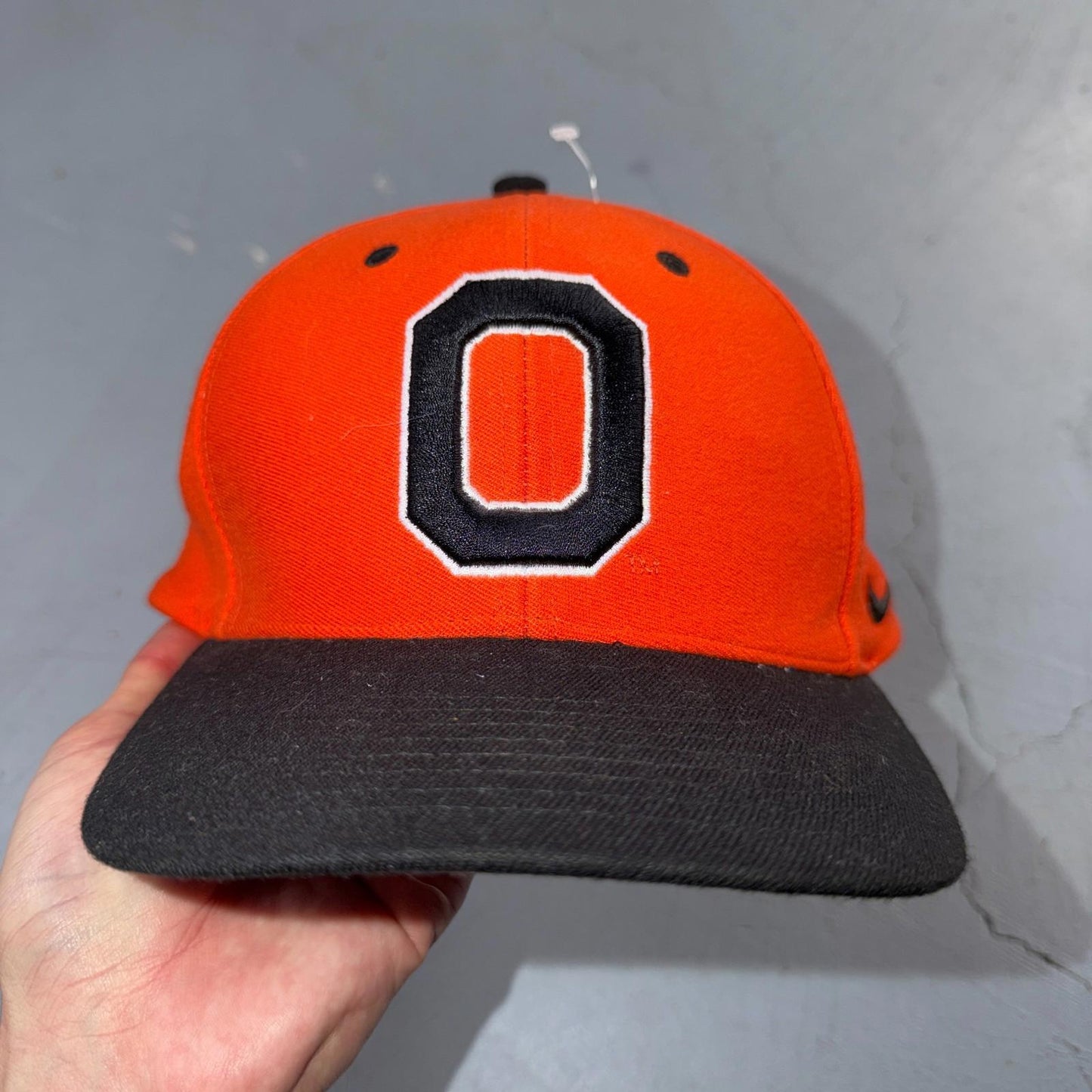 Nike OSU Oregon Beavers Fitted Hat Cap Vintage True Fabric Mens 7 1/8 Orange