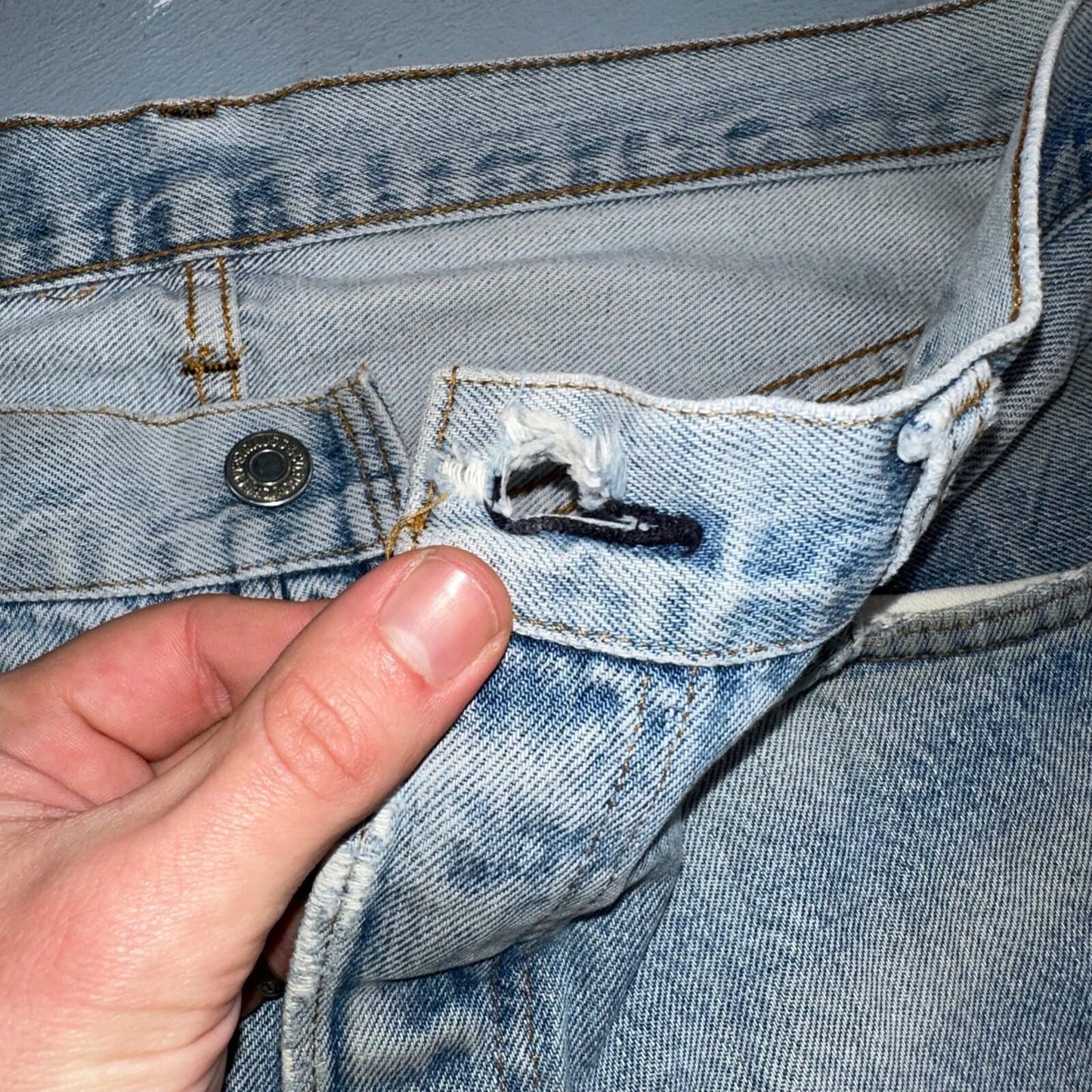 Levis 501 Vintage 80s Redline Selvedge USA XX Jeans Light Wash 36x31 Act 34x27