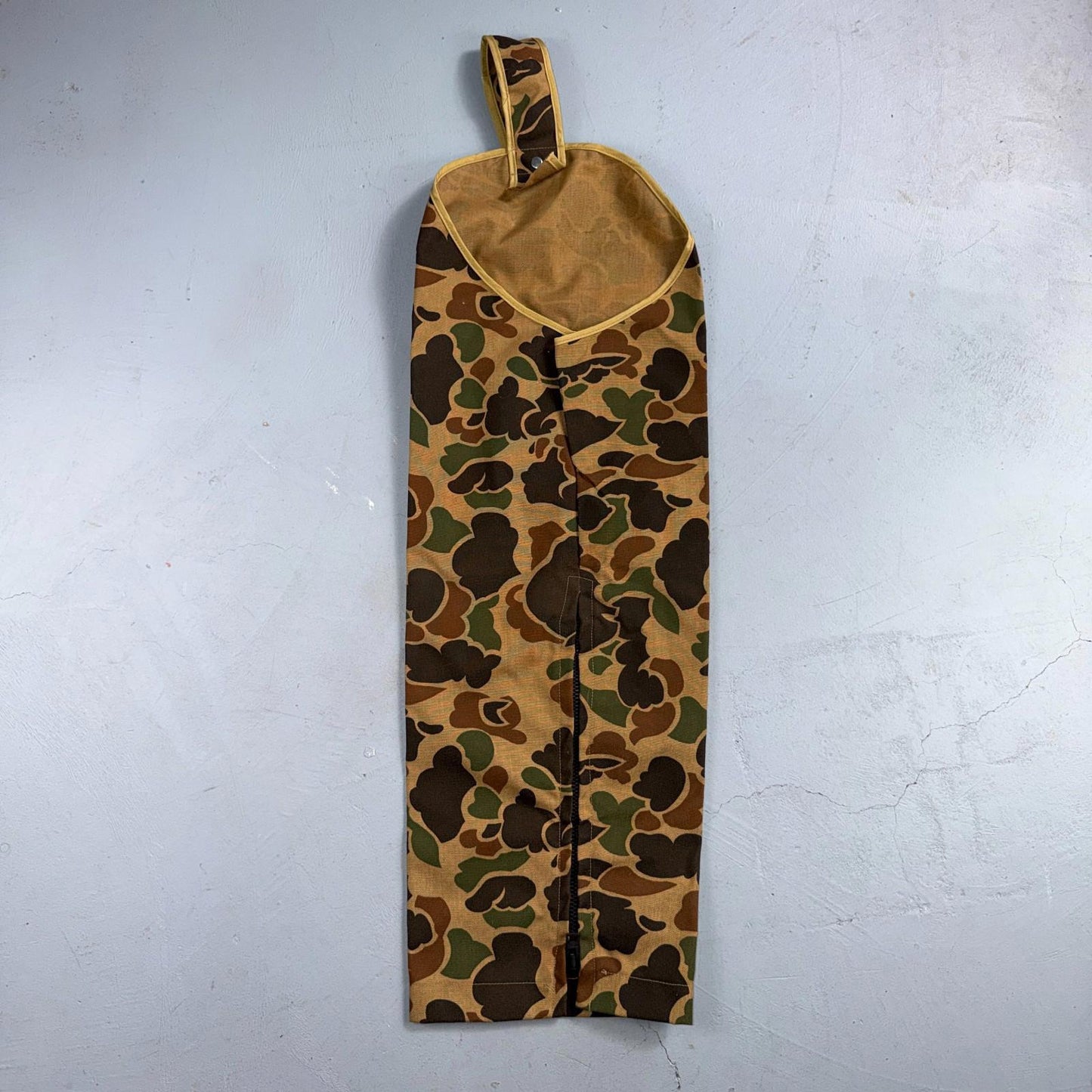 VTG Rattlers Brand Scovill Pack Realtree Camo Belt Hunting 90s Pouch Snake Chap