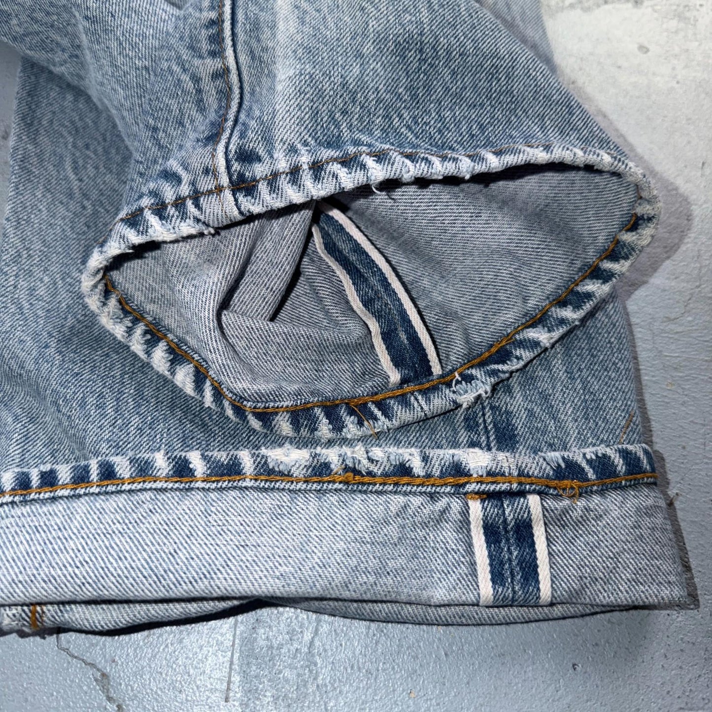 Levis 501 Vintage 80s Redline Selvedge USA XX Jeans Light Wash 36X30 Act 33X28