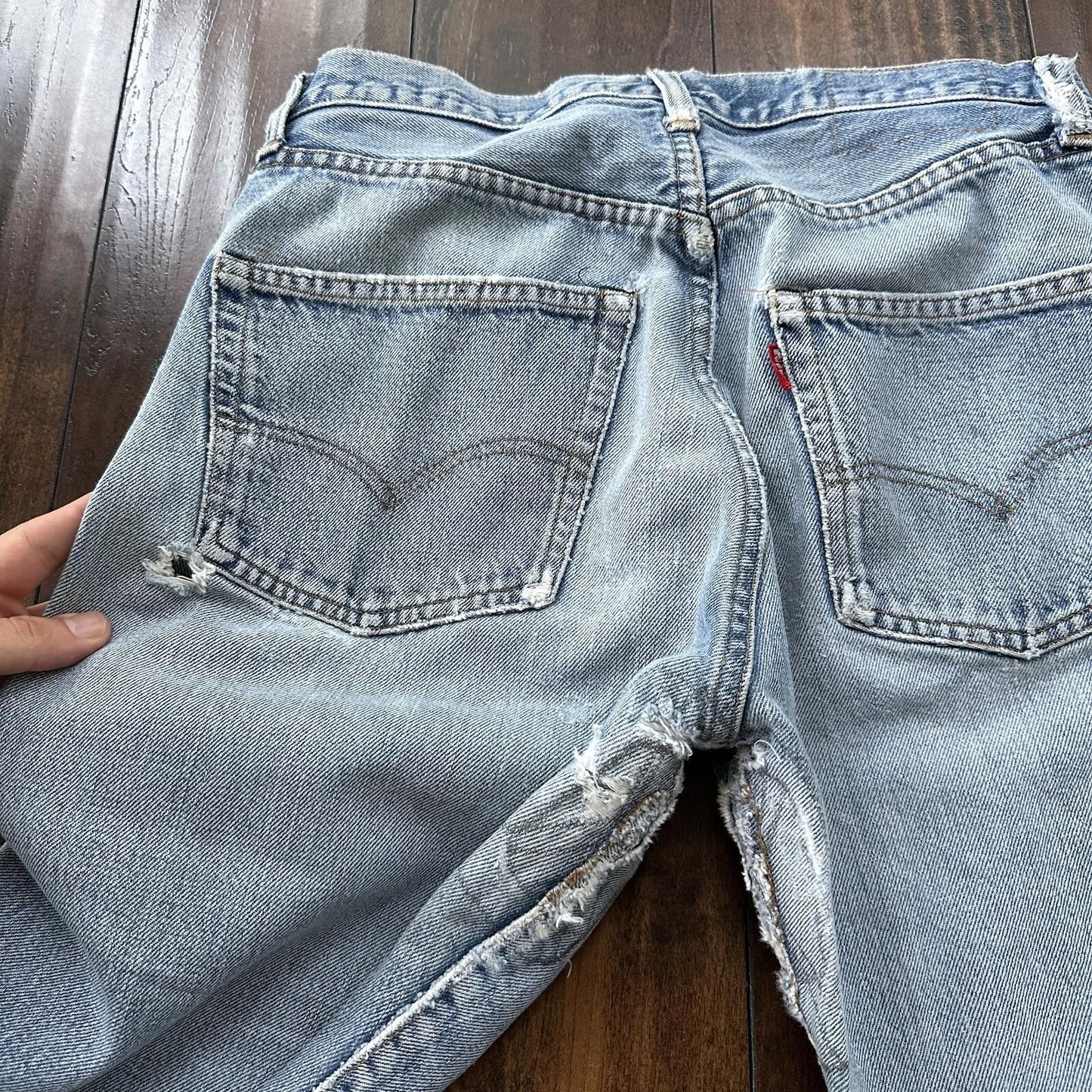 Levis Vintage 80s Redline Selvedge USA 501 XX Jeans 66 70s Thrashed Act 28x29
