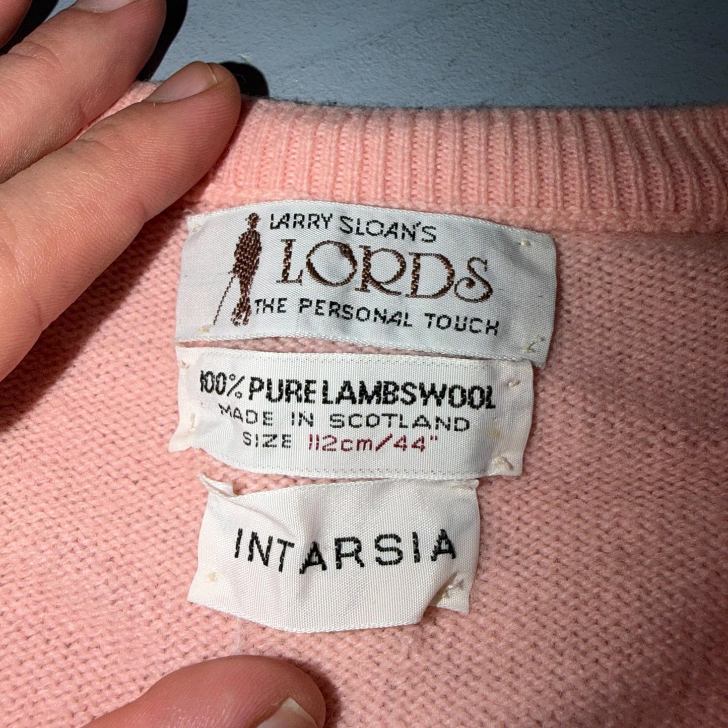 Vintage Scotland 100% Lambswool Sweater Knit Men’s Large Pink Argyle Stained