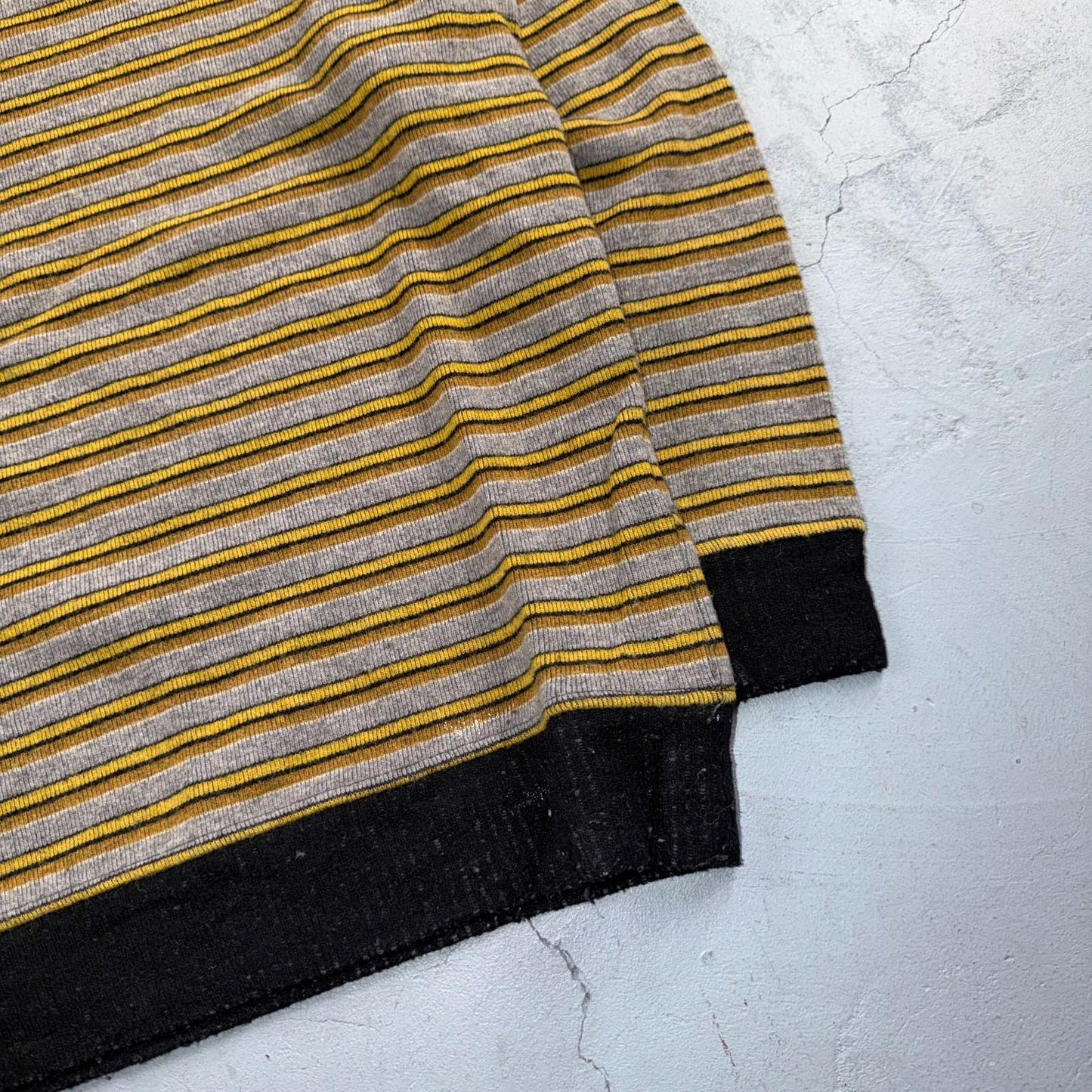 Mountain HardWear Sweater Mens Gray Yellow Striped Crewneck Wool Outdoor