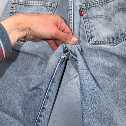 Levis 501 Vintage 80s Redline Selvedge USA XX Jeans Light Wash 35x30 Act 32x28