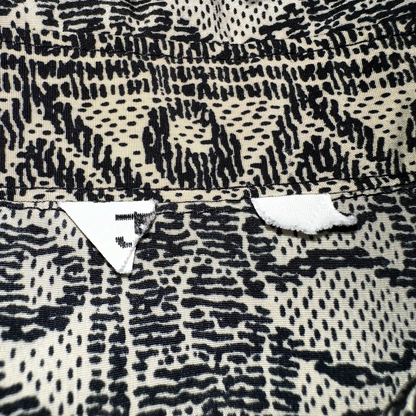 Hawaiian Regular Fit Shirt Men L Gray Geometric Tribal Button Up 80s VTG