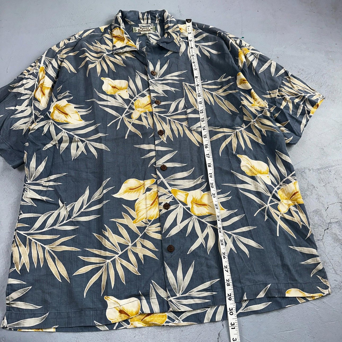 Tommy Bahama Shirt Mens Large Silk Blue Loop Collar Camp Short Sleeve Hawaiian