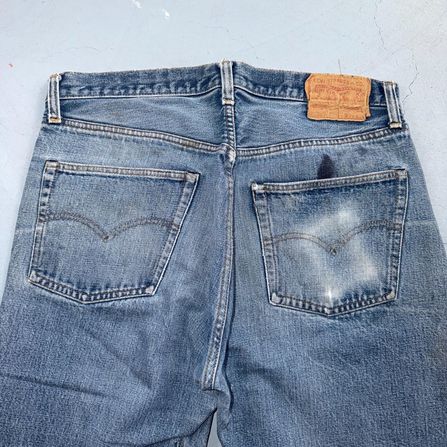 Levis 501 Vintage 70s SS Redline Selvedge USA Jeans Light Wash 36x34 Act 34x30