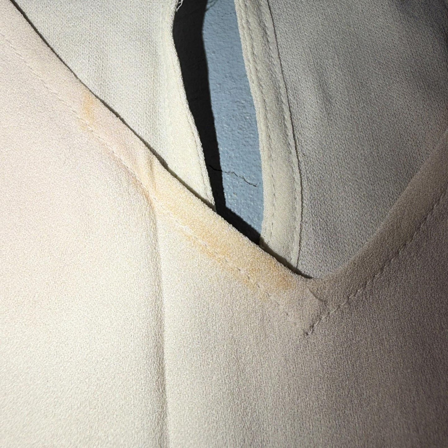 Eileen Fisher Shirt Womens XS Ivory Silky Minimalist Classic V Neck Sleevless