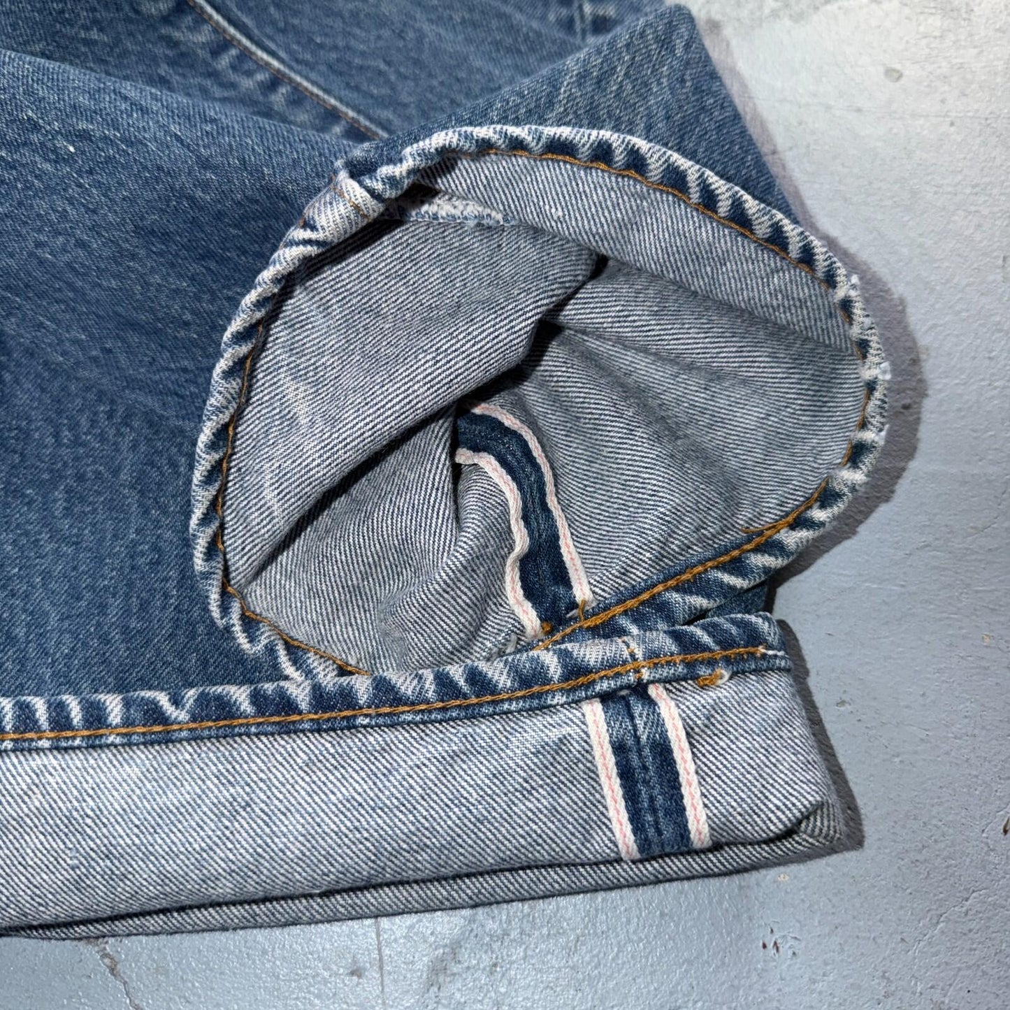 Levis 501 Vintage 80s Redline Selvedge USA XX Jeans Light Wash 32x36 Act 30x31