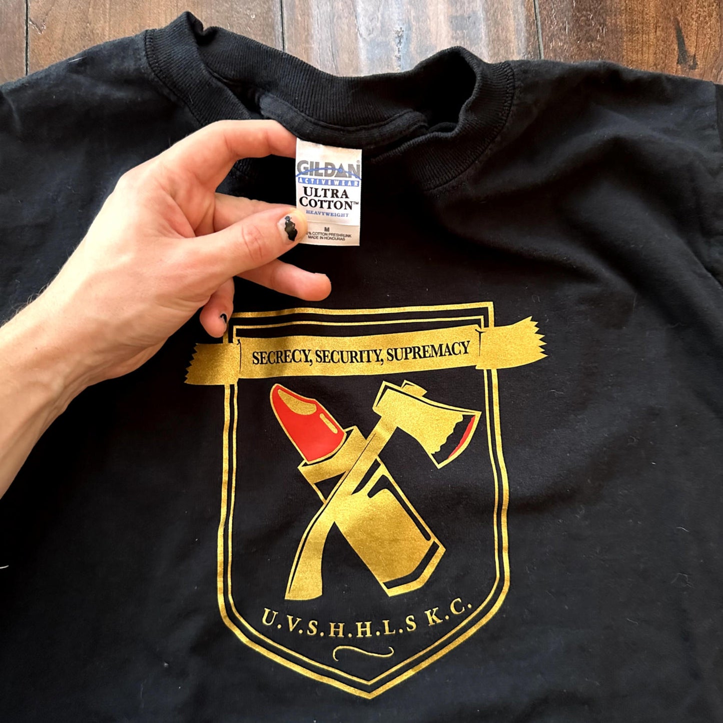 Lipstick Axe Vintage T Shirt Secrecy Security UVSHHLSKC University Oregon