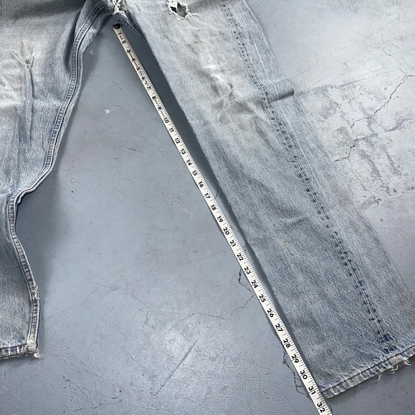 Levis 501 Vintage 90s USA XX Straight Leg Jeans Blue Light Wash 34x36 Act 31x31