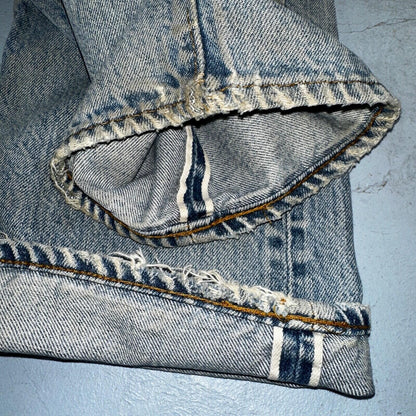 Levis 501 Vintage 80s Redline Selvedge USA XX Jeans Light Wash Thrashed Ac 29x26