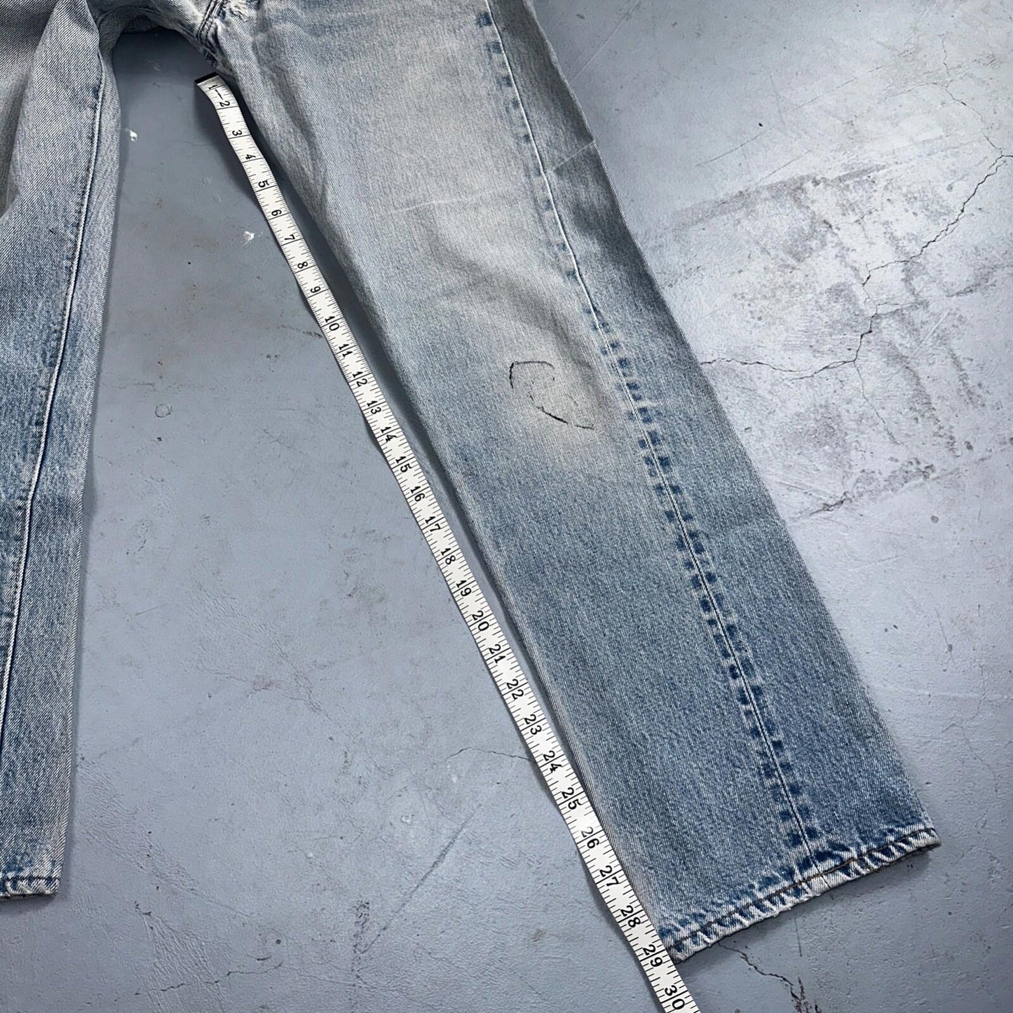 Levis 501 Vintage 80s Redline Selvedge USA XX Jeans Light Wash 32x33 Act 29x29