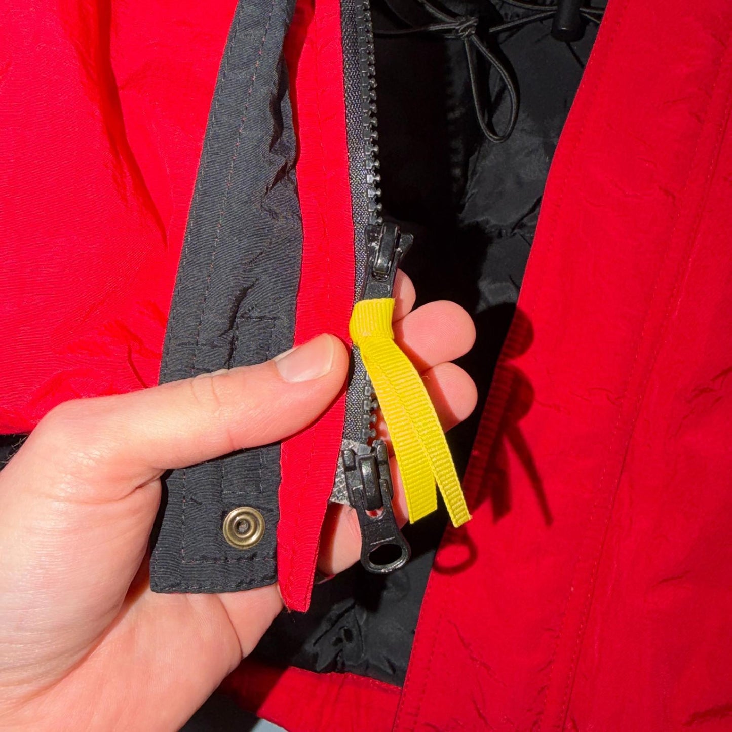 Vintage Marlboro Country Store Red Down Puffer Winter NO HOOD Jacket Men’s L