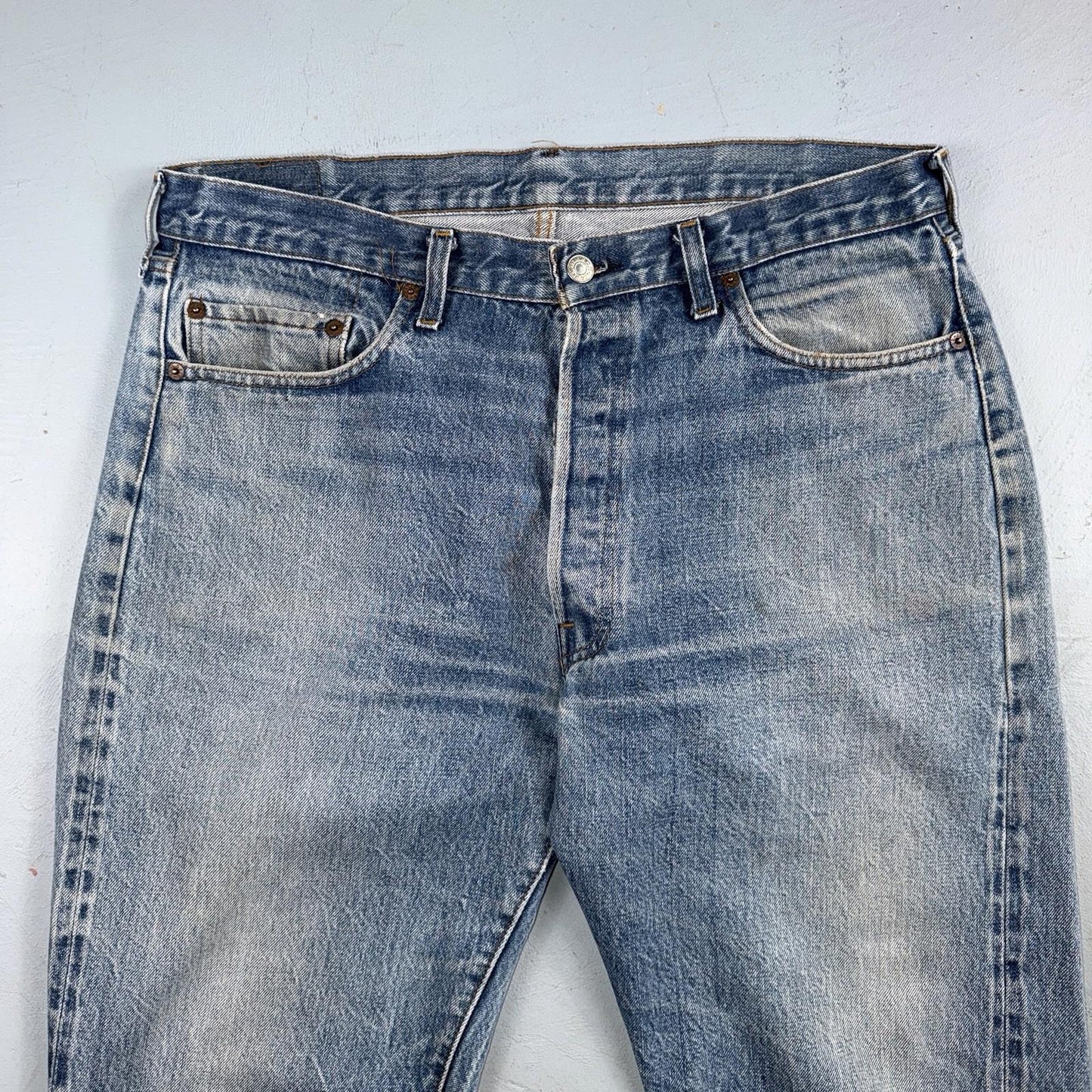 Levis 501 Vintage 80s Redline Selvedge USA XX Jeans Light Wash 38x40 Act 36x29