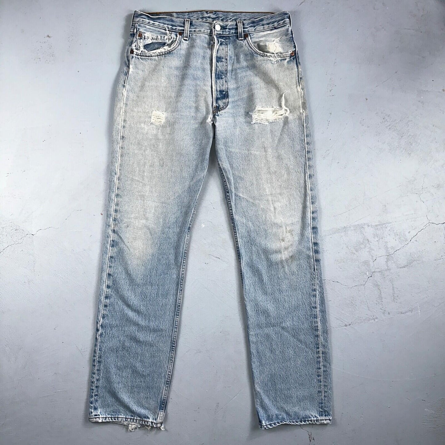 Levis 501 Vintage 90s USA XX Straight Leg Jeans Blue Light Wash 34x34 Act 32x33