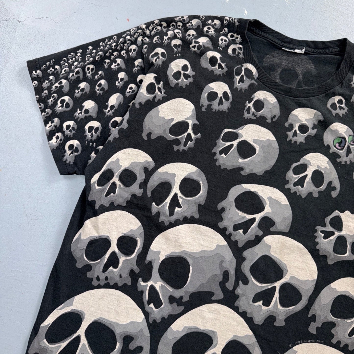 Vintage 90s 1992 Liquid Blue Chris Pinkerton Skull Graphic T Shirt Mens L Rare