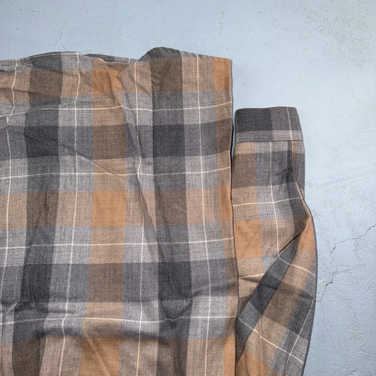 Pendleton Brown Gray Beige Plaid 100% Wool Hidden Button Shirt Women's XS USA