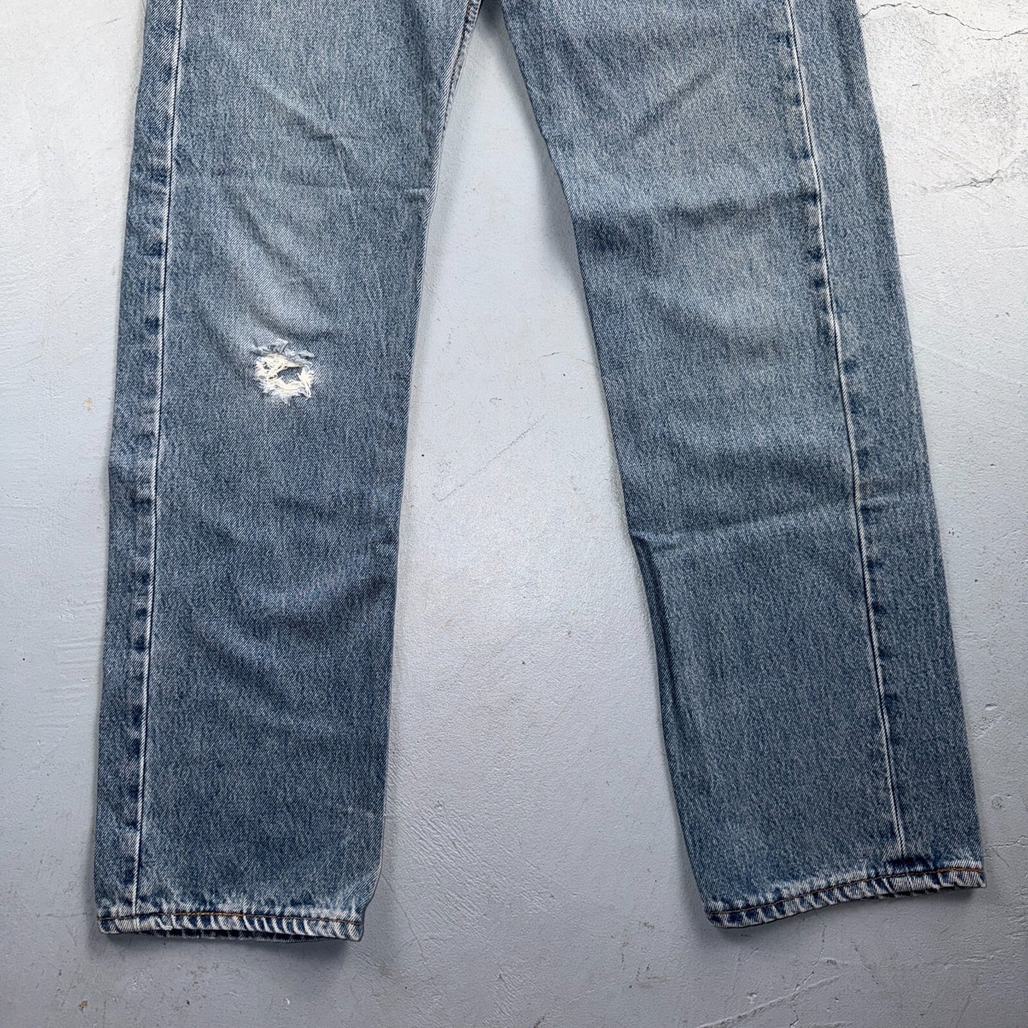 Levis 501 Vintage 90s USA XX Straight Leg Jeans Blue Light Wash 30x30 Act 27x28