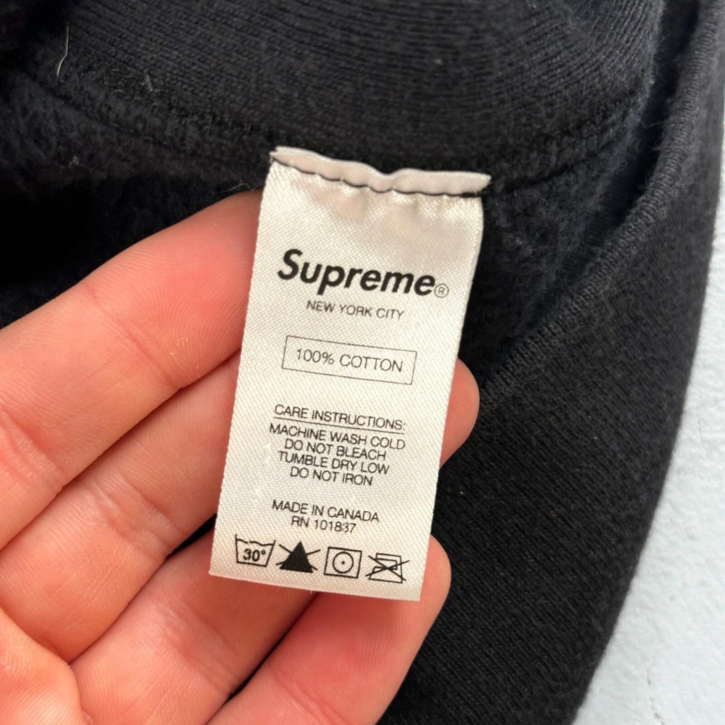 Supreme Araki Rose Hooded Sweatshirt Black Size Medium Hoodie FW16 2016