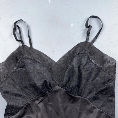 VTG Vanity Fair 1970s Lingerie Slip Dress Sleepwear Full Sweep Nightgown Lace