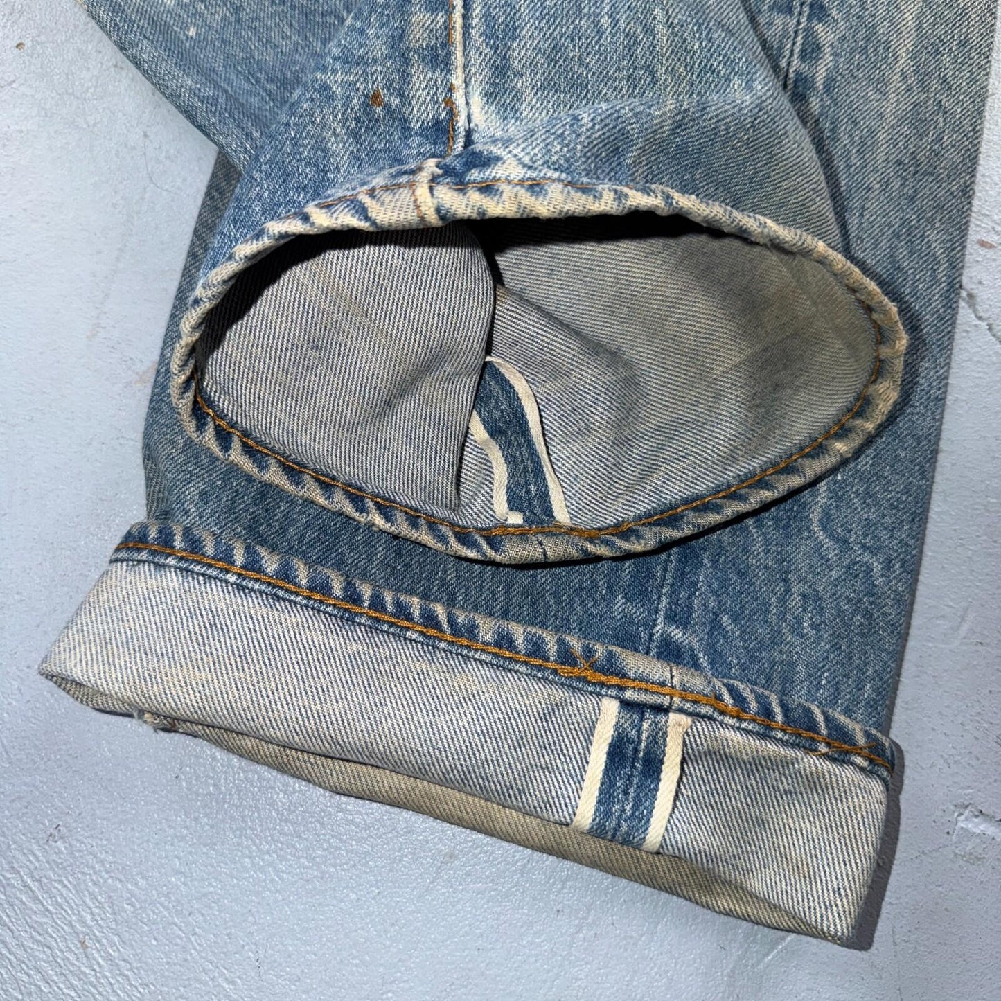 Levis 501 Vintage 80s Redline Selvedge USA XX Jeans Light Wash 30x38 Act 29x33