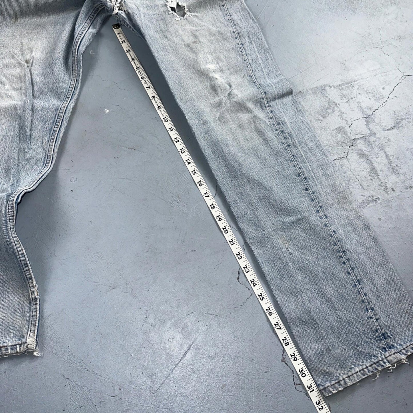 Levis 501 Vintage 90s USA XX Straight Leg Jeans Blue Light Wash 34x36 Act 31x31