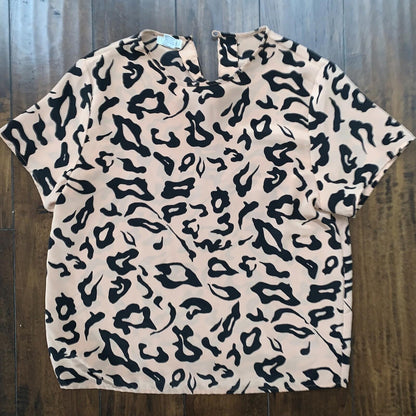 Vintage Hana Sung Leopard Cheetah Print Top Womens Medium Keyhole T-Shirt Lux