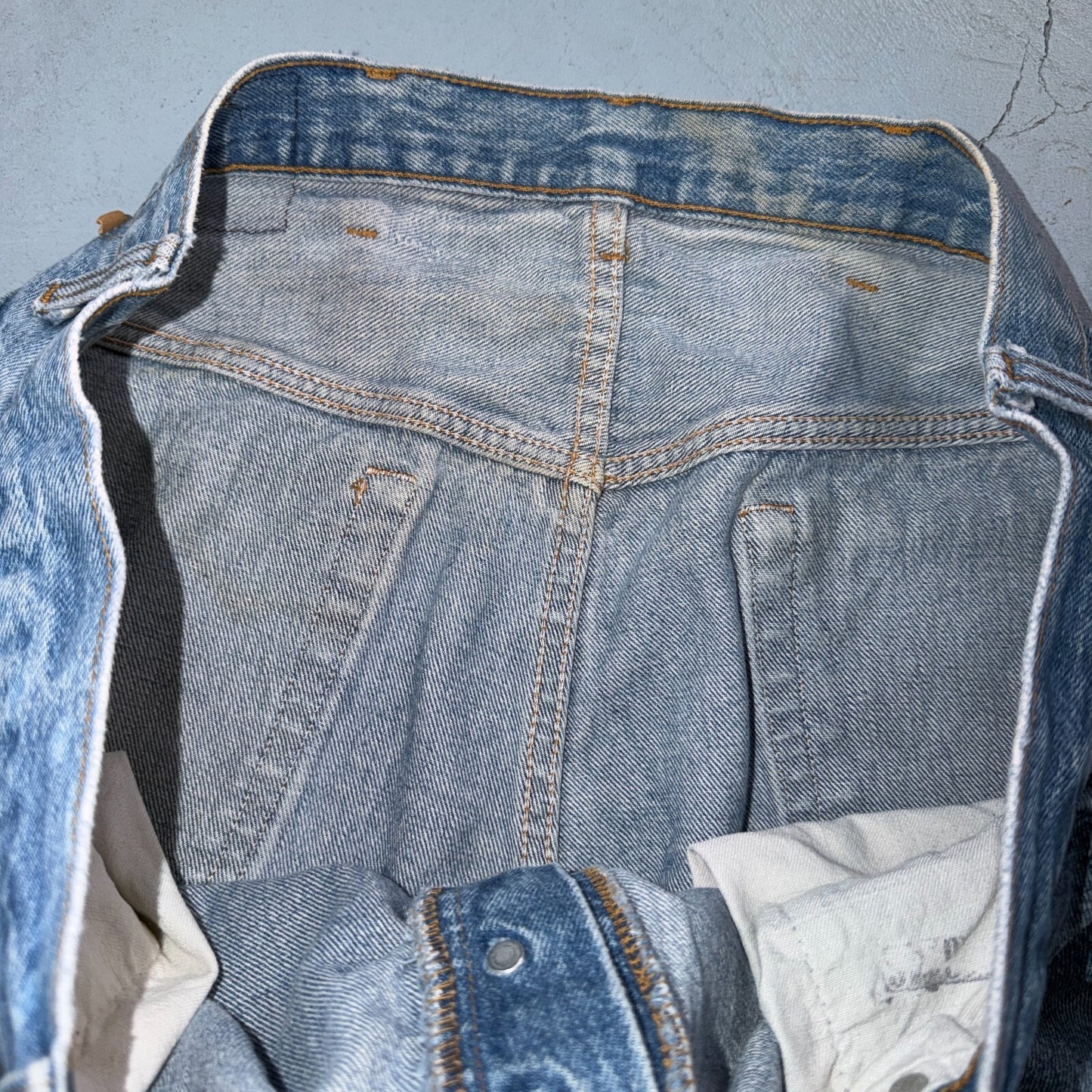 Levis 501 Vintage 80s USA XX Straight Leg Jeans Blue Light Wash 42x32 Act 40x31