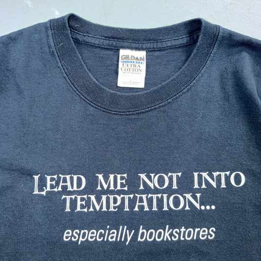 Bookstore Lead Me Into Temptation VTG T Shirt Y2K Book Reading Quote Text 2000s