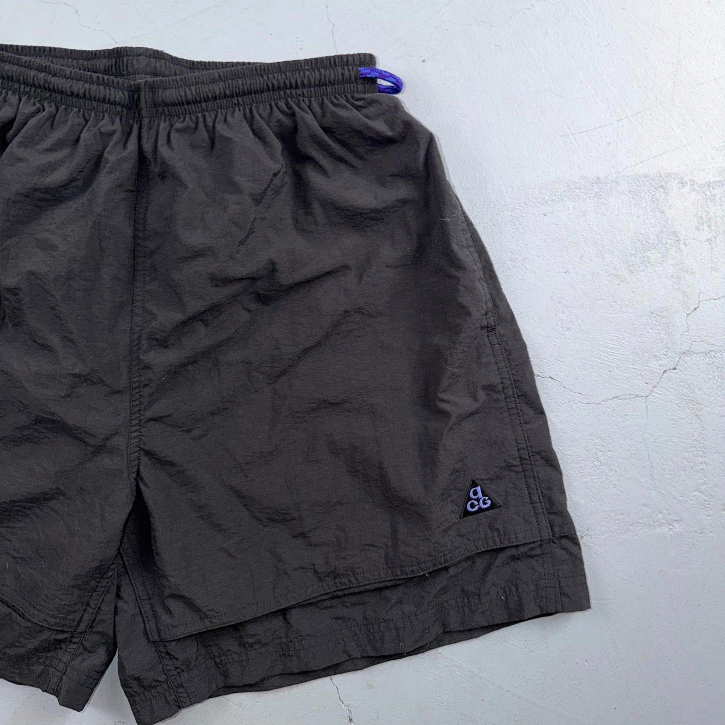 Nike ACG VTG Men Activewear Shorts L Black Nylon Polyester Logo Embroidery 90s
