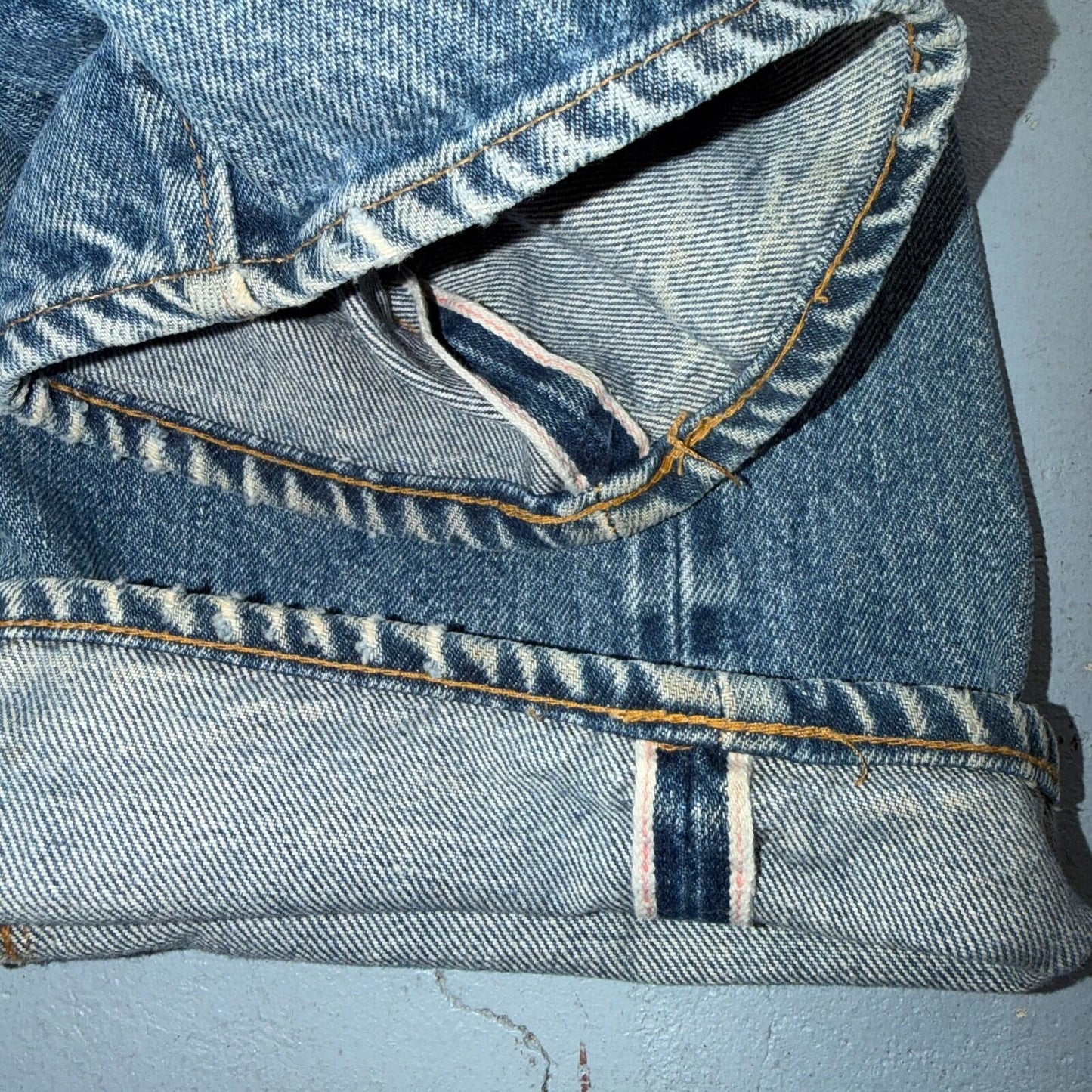 Levis 501 Vintage 80s Redline Selvedge USA XX Jeans Light Wash 35x34 Act 32x29