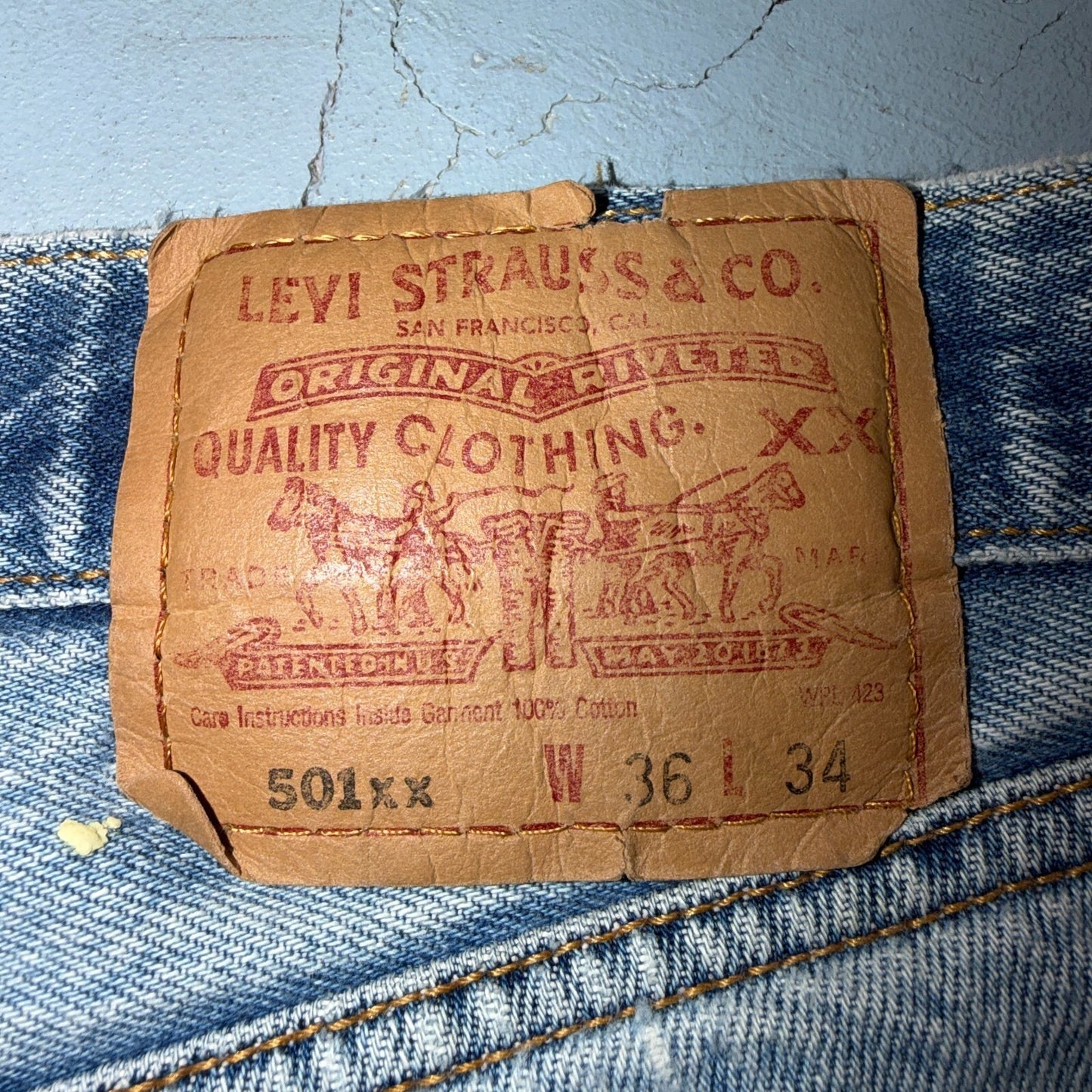 Levis 501 Vintage 90s Y2K XX Straight Leg Jeans Blue Light Wash 36x34 Act 33x30