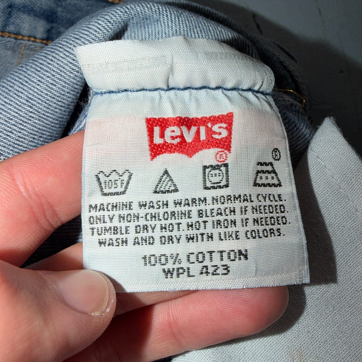 Levis 501 Vintage 90s USA XX Straight Leg Jeans Blue Light Wash 33x34 Act 32x32