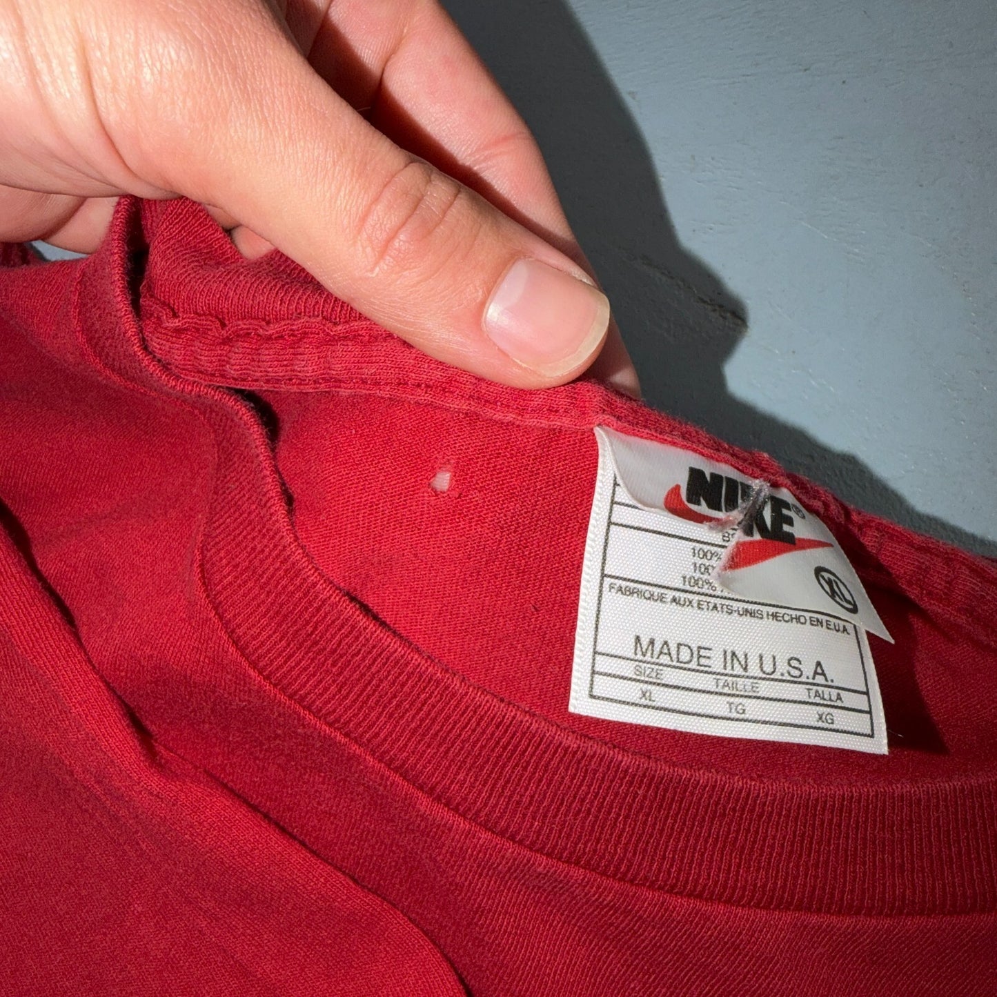 Nike Red Swoosh Basic 90s VTG T Shirt 1990s USA Gym Boxy Fit Cool Size XL
