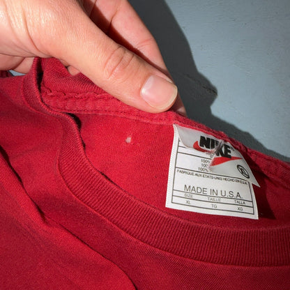 Nike Red Swoosh Basic 90s VTG T Shirt 1990s USA Gym Boxy Fit Cool Size XL