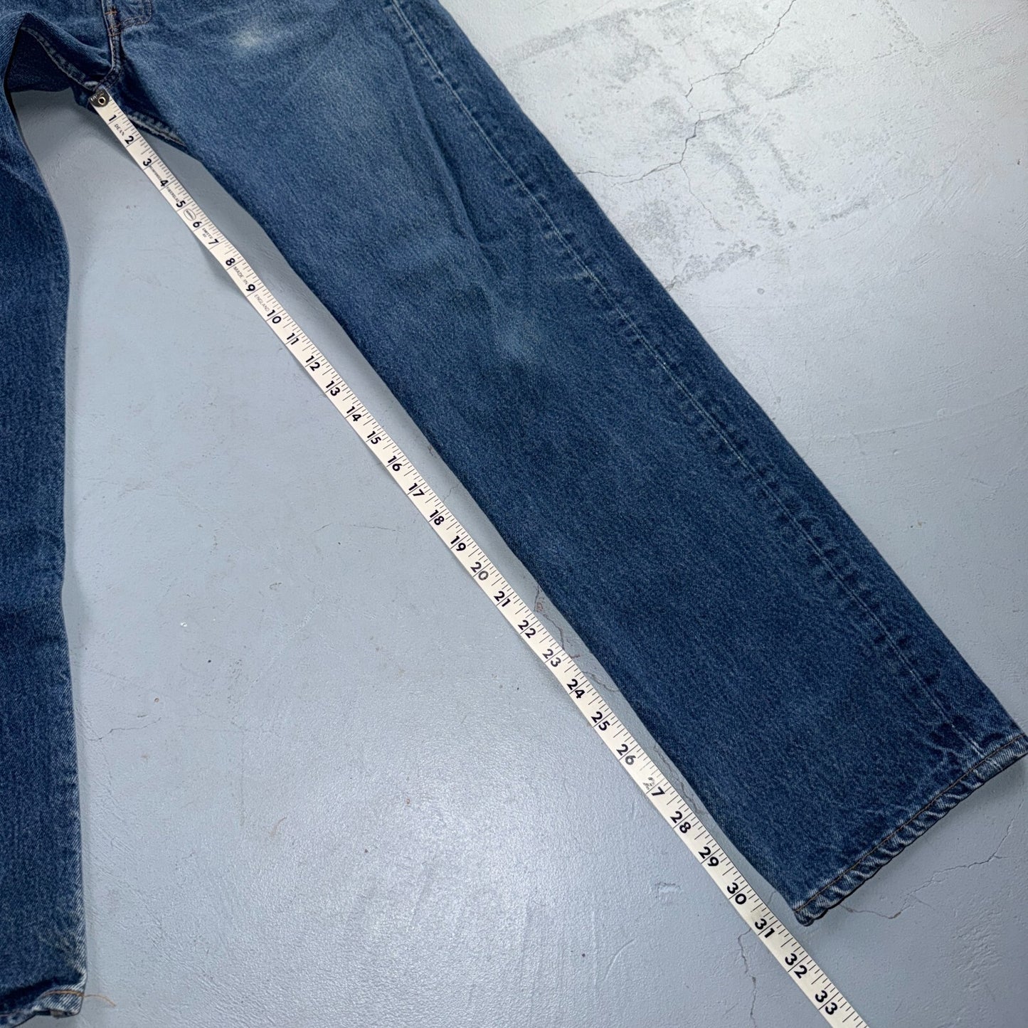 Levis 501 Vintage 80s USA XX Straight Leg Jeans Blue Med Wash 33x36 Act 30x31